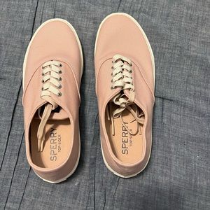 Sperry Top Siders only tried on inside.